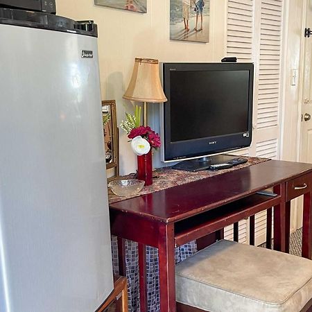 Lake Worth Studio With Smart Tv 6 Mi To Palm Beach! Лейк-Ворт Екстер'єр фото